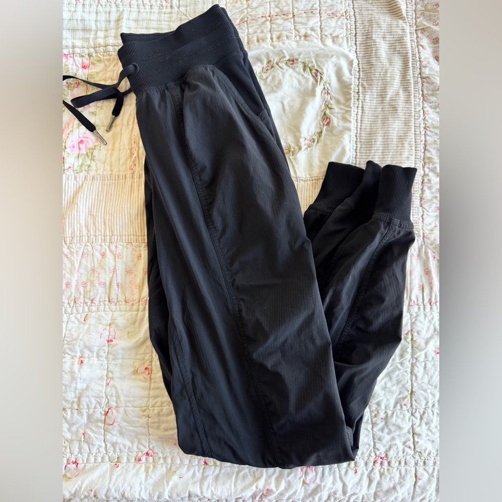 Lululemon Dance Studio Joggers Midrise